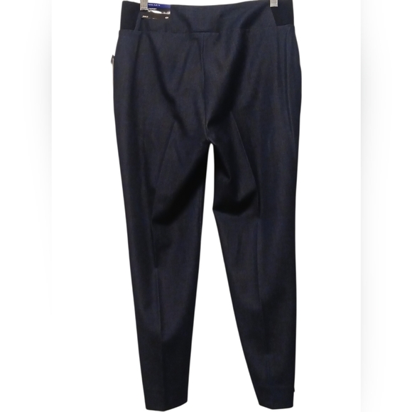 Investments -Park Ave Fit Ankle , Lite Weight Denim Pants, Look One Size Smaller - Picture 5 of 6